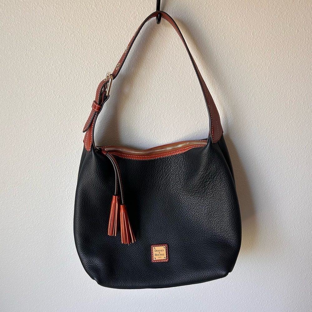 Dooney & Bourke Pebble Grain Paige Sac Shoulder Bag